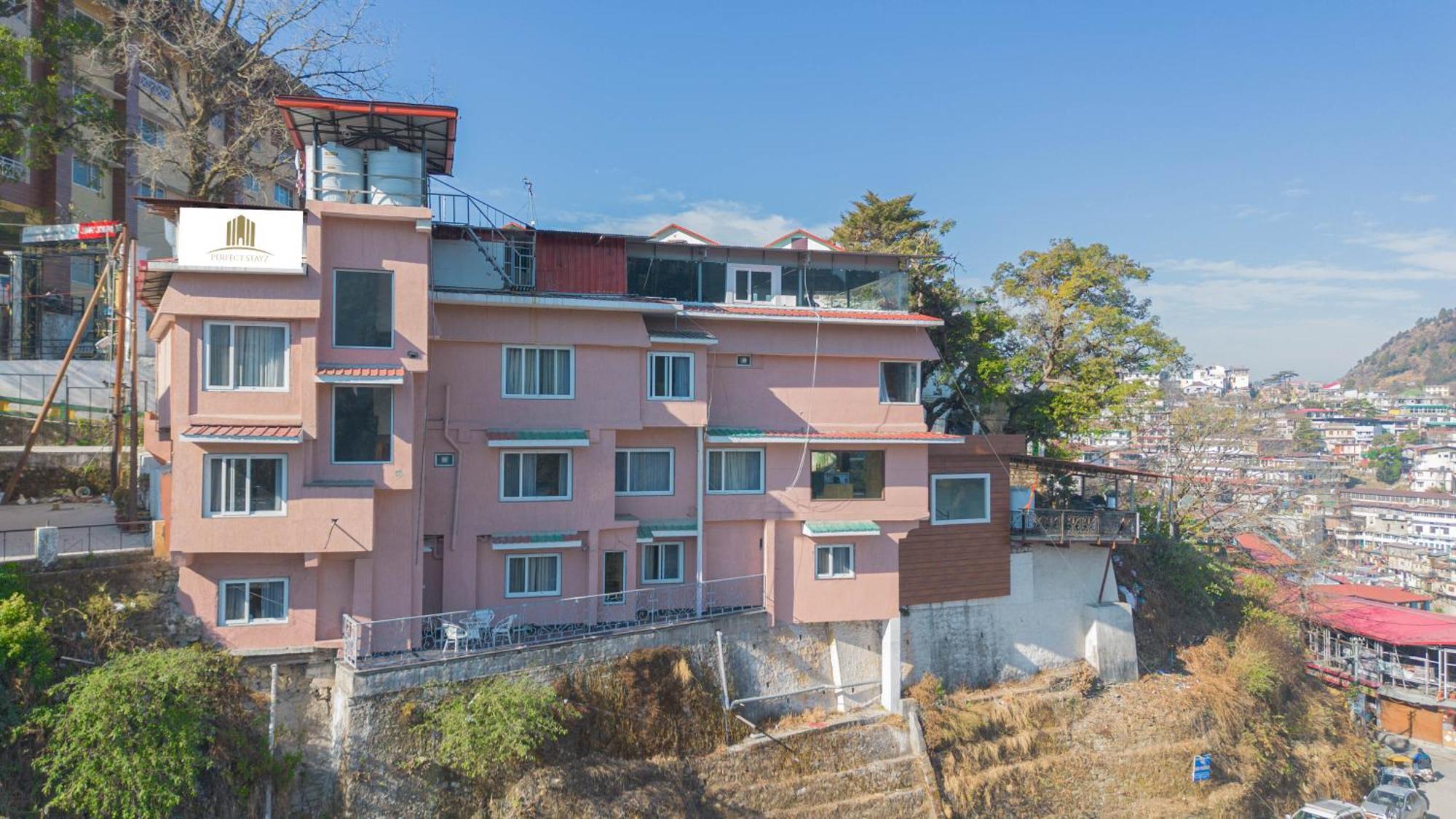 Perfectstayz Premium At Mall Road Mussoorie Bagian luar foto
