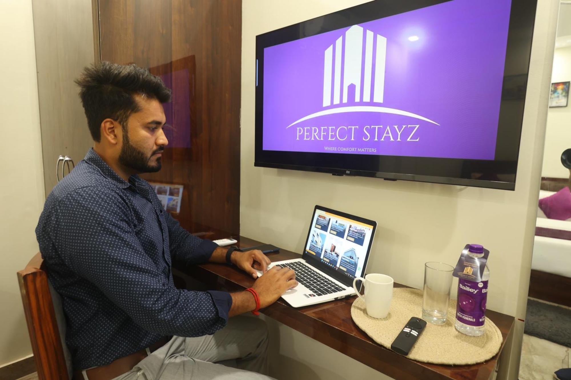 Perfectstayz Premium At Mall Road Mussoorie Bagian luar foto