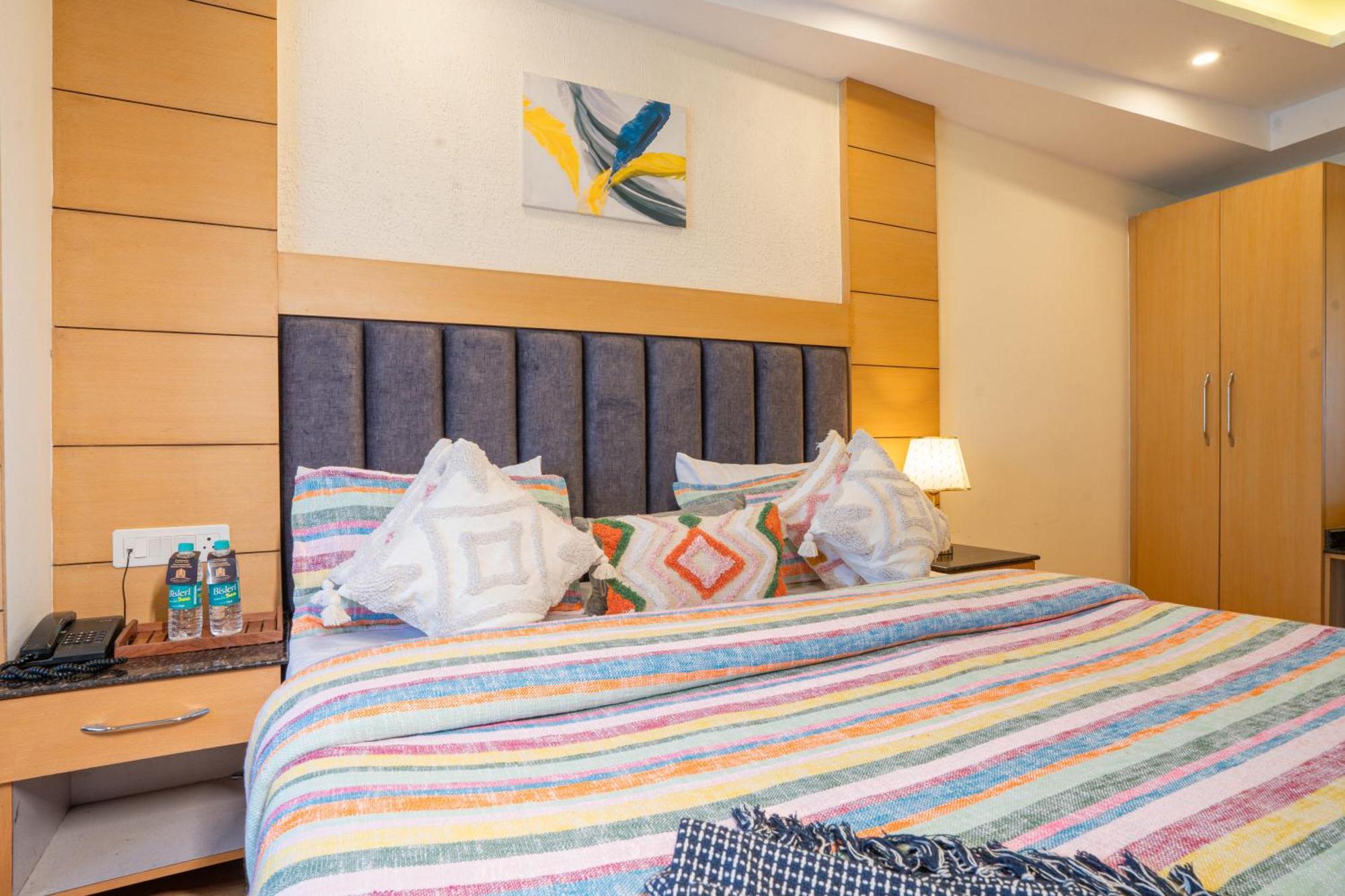 Perfectstayz Premium At Mall Road Mussoorie Bagian luar foto
