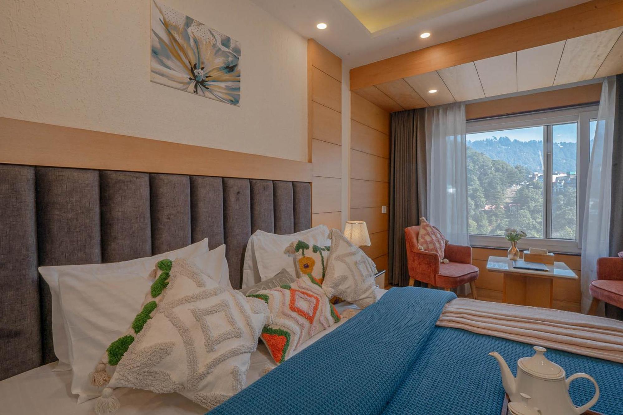 Perfectstayz Premium At Mall Road Mussoorie Bagian luar foto