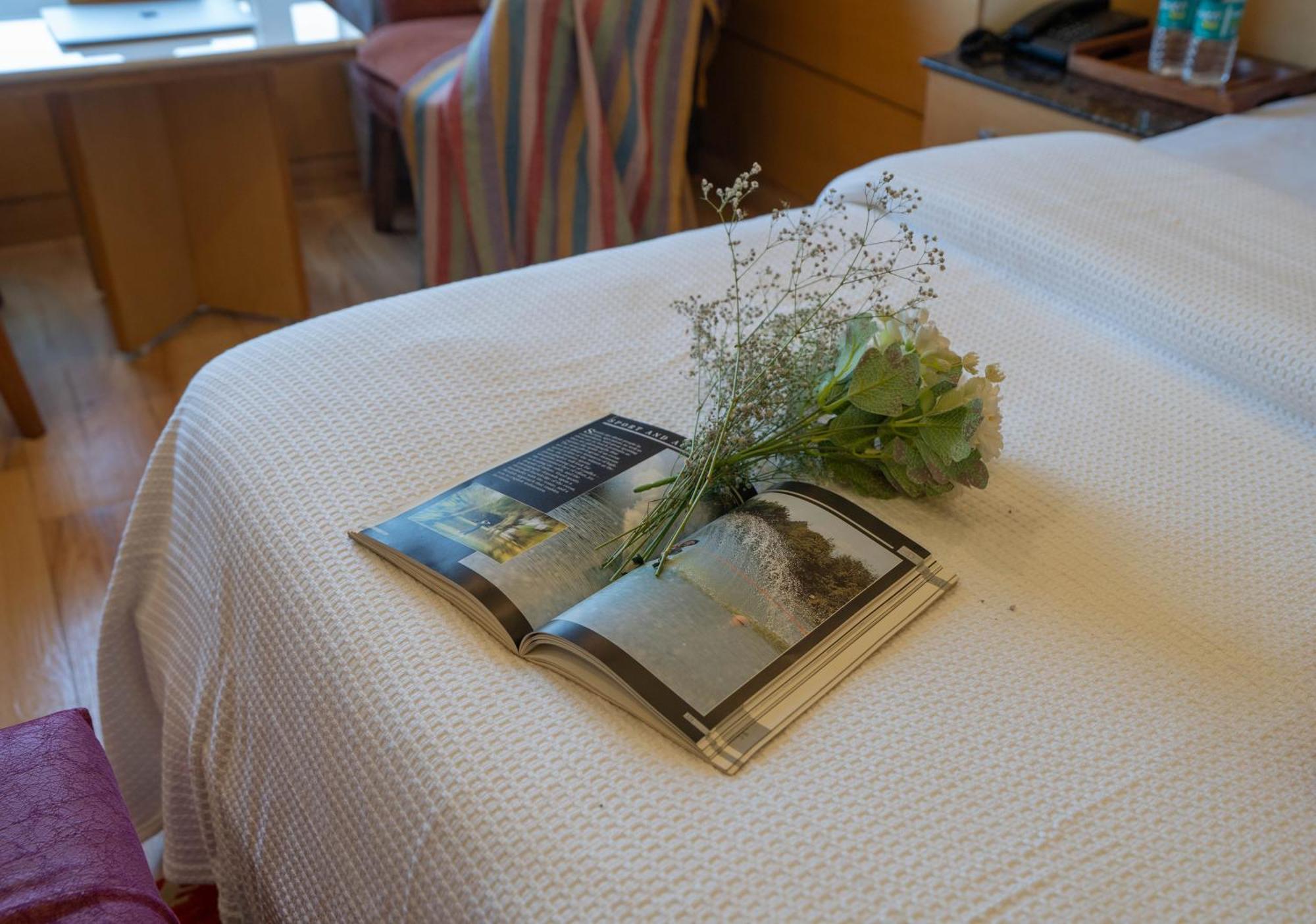 Perfectstayz Premium At Mall Road Mussoorie Bagian luar foto